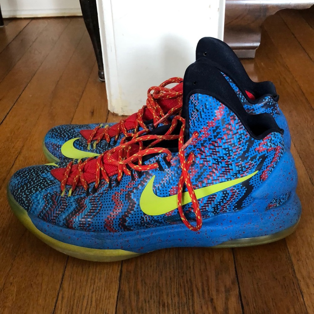 KD 5 Christmas size 12